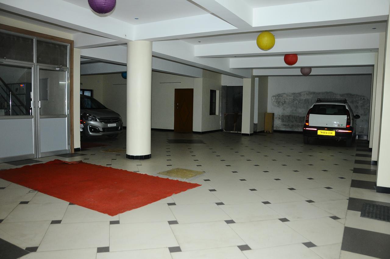 Hotel Lovely Nest Coimbatore Exteriör bild