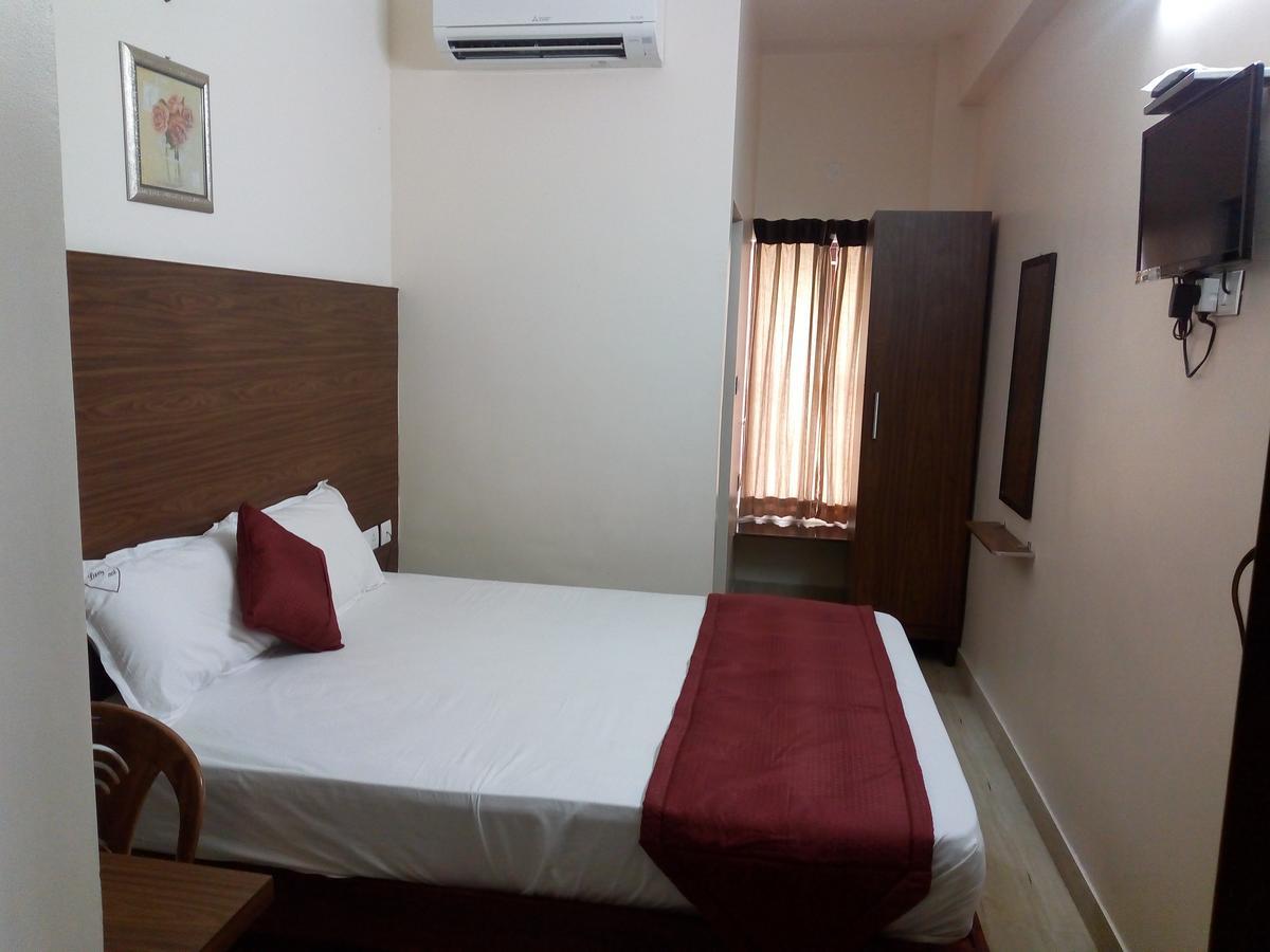 Hotel Lovely Nest Coimbatore Exteriör bild